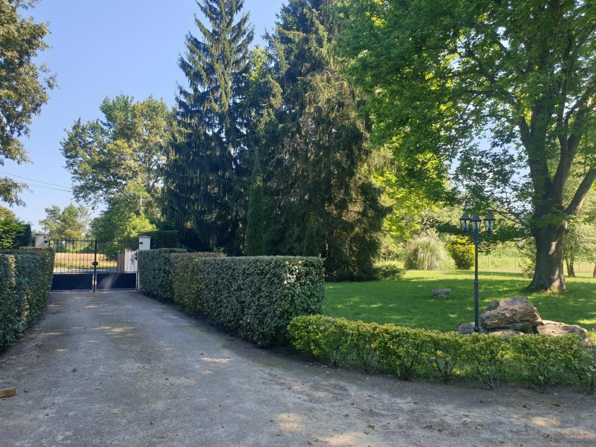 La Grange De Mombel Villa Losse Exteriör bild